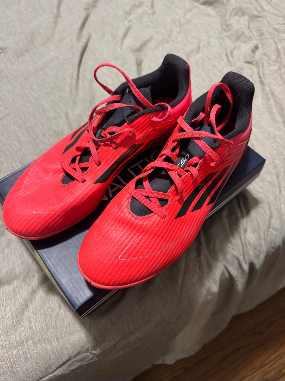 Men's Red Soccer Shoes